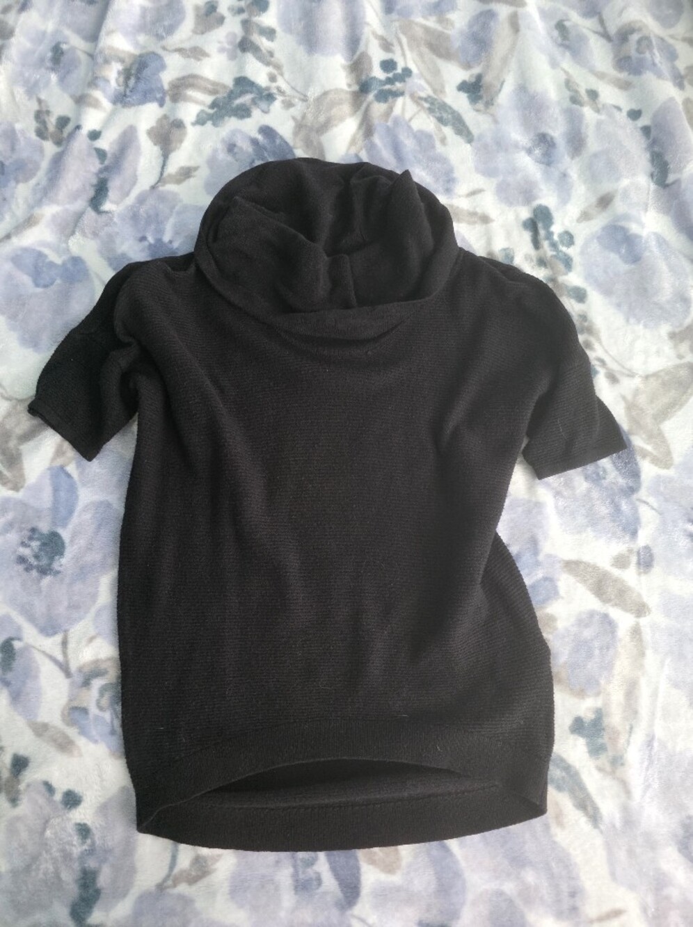 Express Black Short-Sleeve Cowl-Neck Top